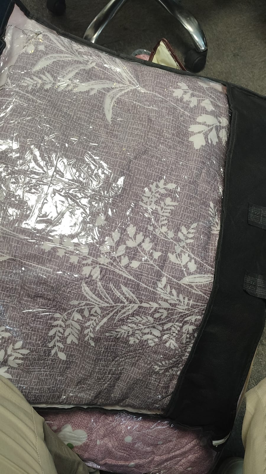 Royce Mauve Botanical Comforter - packaging